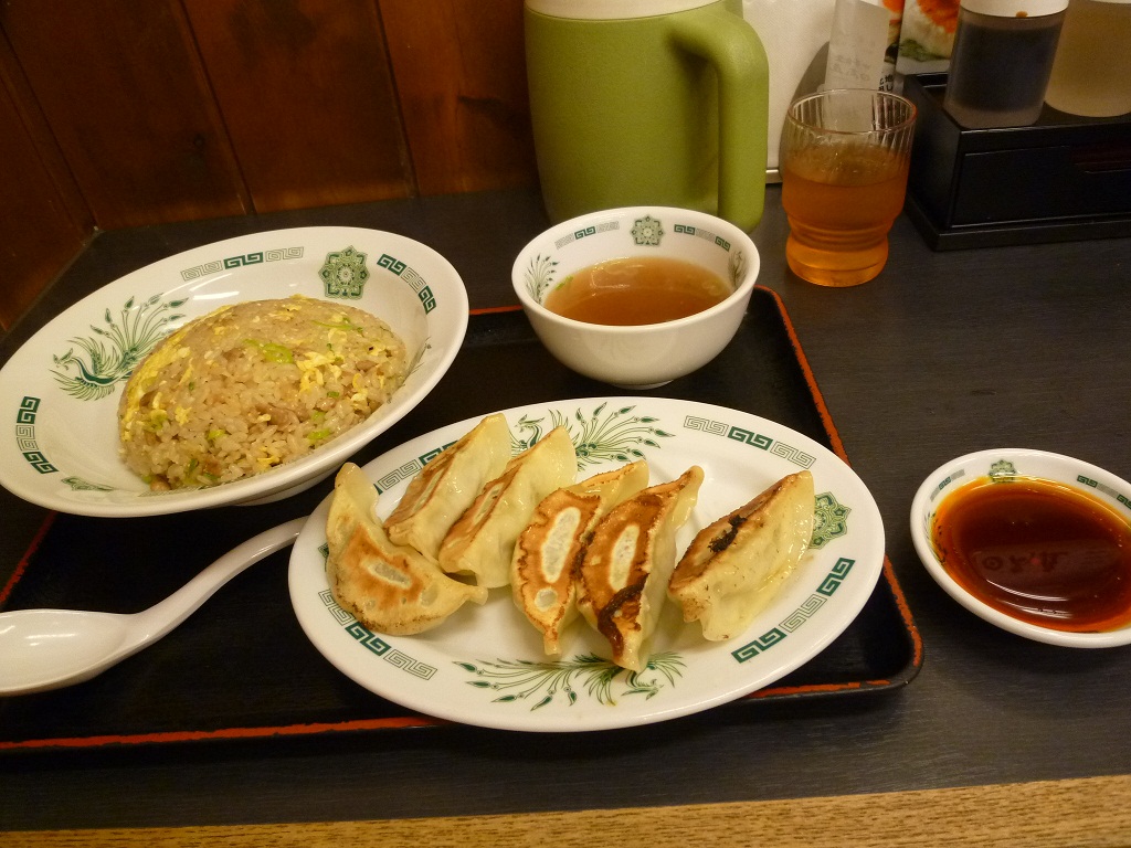 日高屋 炒飯 餃子 八王子 グルメ巡り 日本紀行