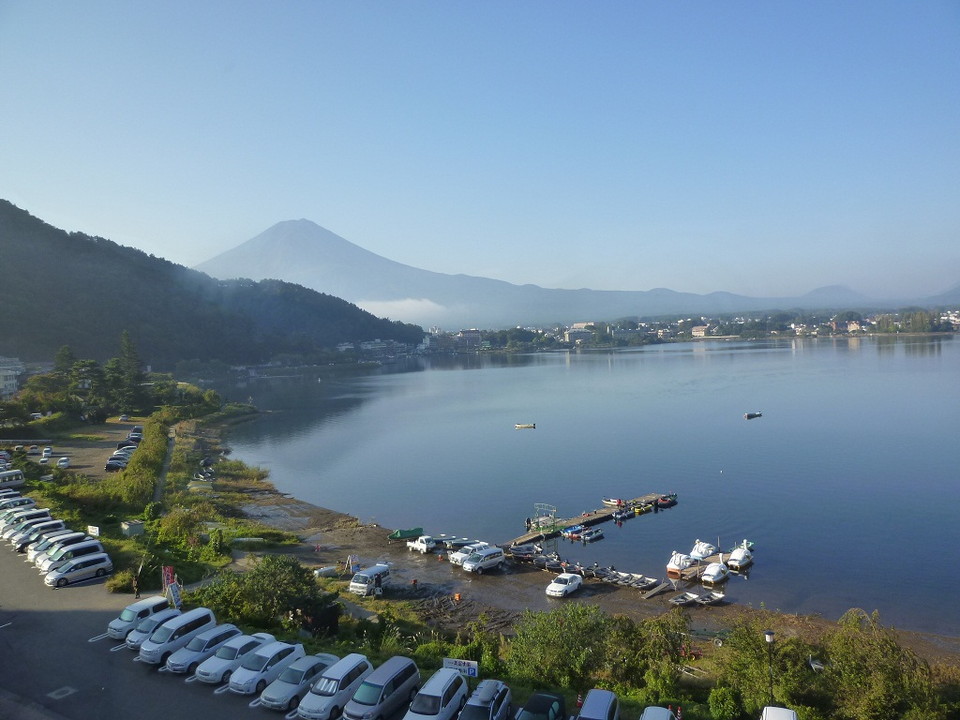 ホテル美富士園からの富士山と河口湖：河口湖畔：林さんの日本旅行記・東京